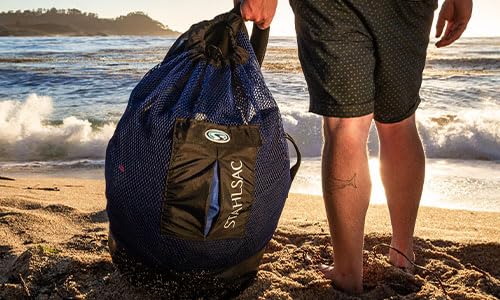 Stahlsac Panama Mesh Backpack: Convienent 103L size, ideal for dive gear, dry pockets, RED
