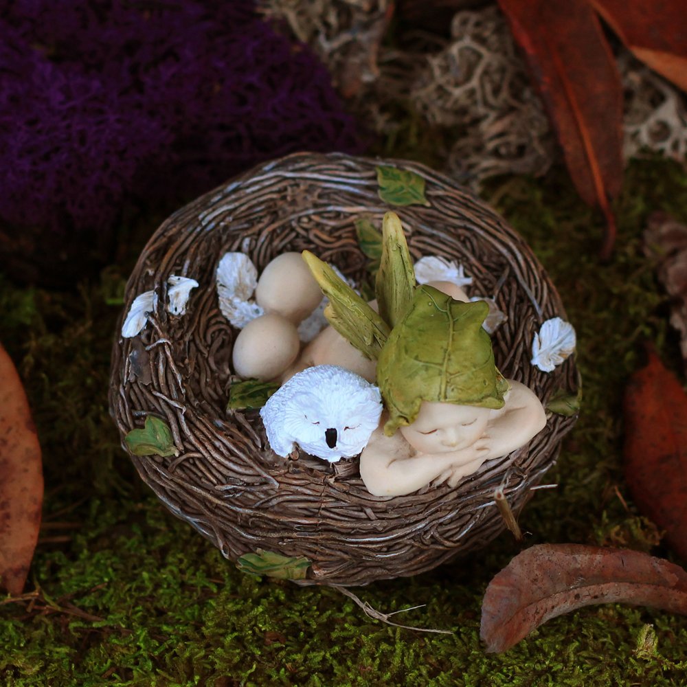 Top Collection 4202 Sleeping Fairy Baby with Owl in Nest Figurines, White, Brown, Cream, Green