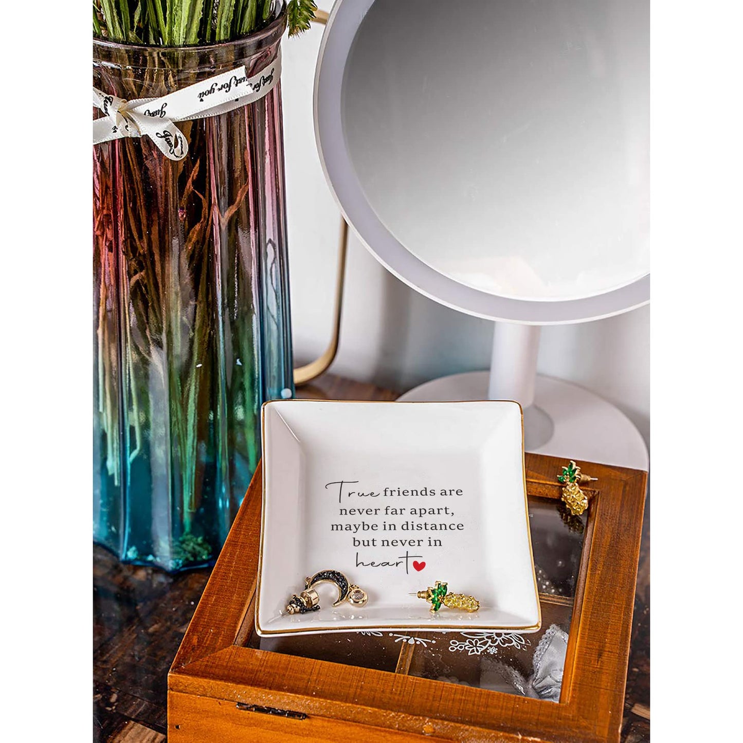 SUNBMO Good Friends Bestie Gifts for Her Ceramic Jewelry Trinket Dish - True Friends are Never Far Apart, Maybe in Distance but Never in Heart