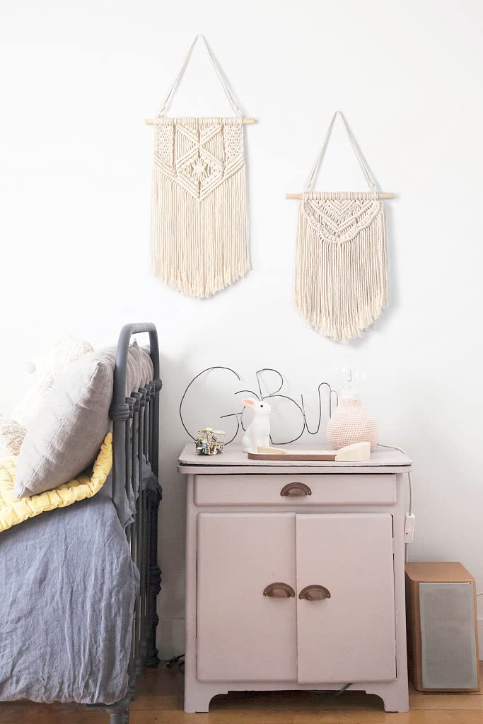 Mkono 2 Pcs Macrame Wall Hanging Boho Wall Art Decor Woven Chic Bohemian Room Decor for Bedroom Nursery Living Room Dorm Apartment, Small Size 13" L x 10"" W and 16"" L x 10"" W"