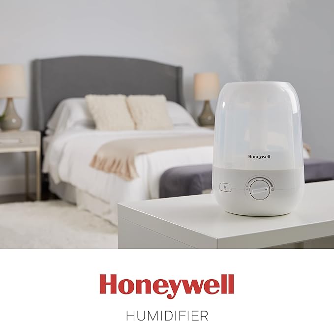 Honeywell Ultra Comfort Cool Mist Humidifier, 1 Gal Tank, No Filter, Easy to Fill and Clean, Cleaning Brush Included, Ultra Quiet, Use With Essential Oils, White, HUL545W