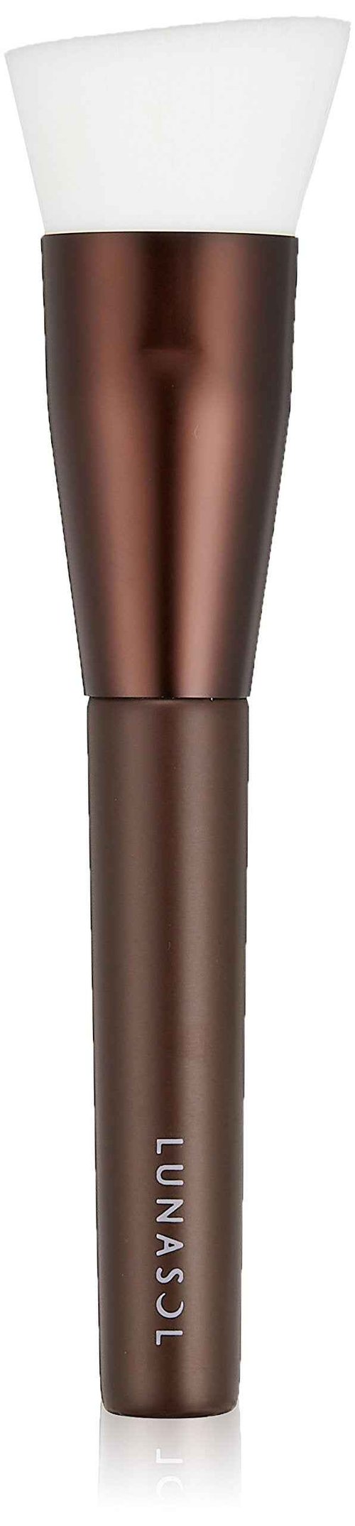 Lunasol foundation brush cosmetic accessories