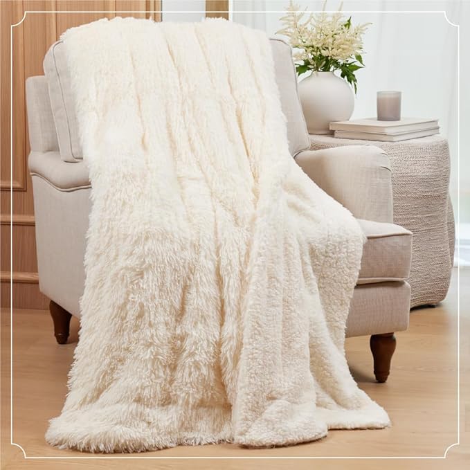 The Connecticut Home Co Throw Blanket Soft Fluffy Room Decor, Cozy Warm Throws for Bed, Couch, Gifts for Women, Bedroom Cute Aesthetic Blankets Shag and Sherpa, 65x50, Cream