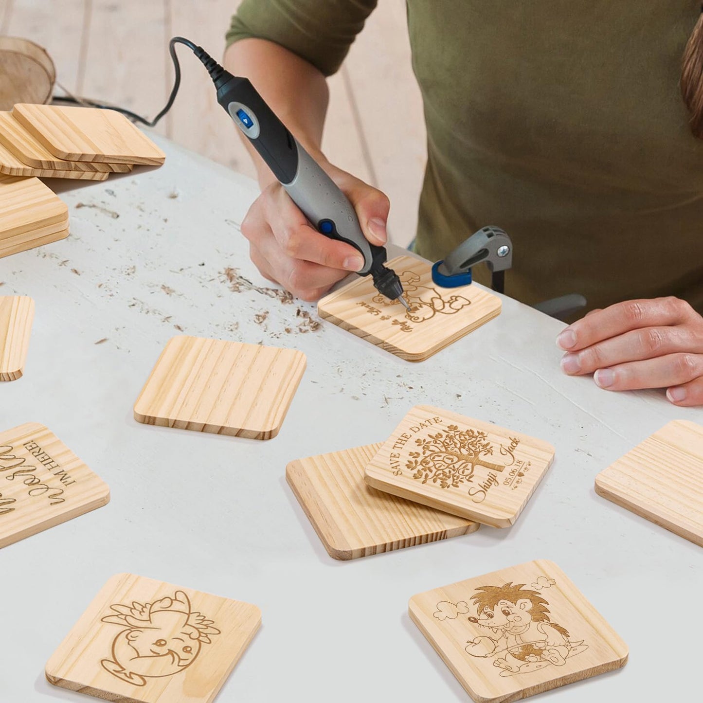 46Pcs Unfinished Wood Coasters-4" Unfinished Natural Wood Slices for Crafts Round with Non-Slip for Wedding Decoration/Blank Coasters Wood Kit DIY Architectural Models Drawing Painting Wood Engraving"