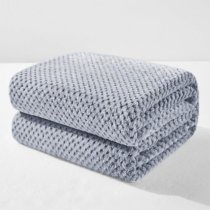 Exclusivo Mezcla Fleece Throw Blanket Extra Large, Super Soft and Warm Blankets for Couch, Sofa and Bed Waffle Textured, Cozy, Fuzzy and Lightweight (Mixed Navy Blue, 50x70 Inches)