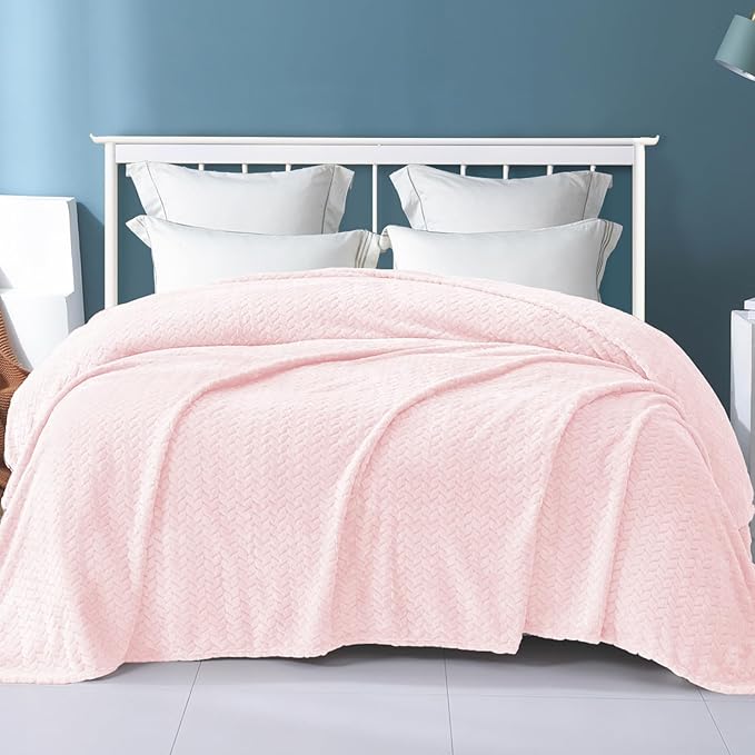 Exclusivo Mezcla Fleece King Size Blanket for Bed, 90x104 Inches Soft Cozy Jacquard Flannel Blankets, Lightweight Fuzzy Plush Warm for Winter, Light Pink