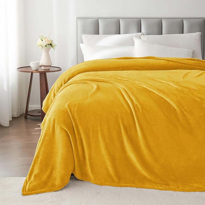 BEDELITE Fleece Blanket King Size Blankets for Bed, Luxury Plush Cozy Fuzzy Blanket 108x90 inches, Super Soft Warm Lightweight Throw Blanket All Seasons Suitable, Yellow