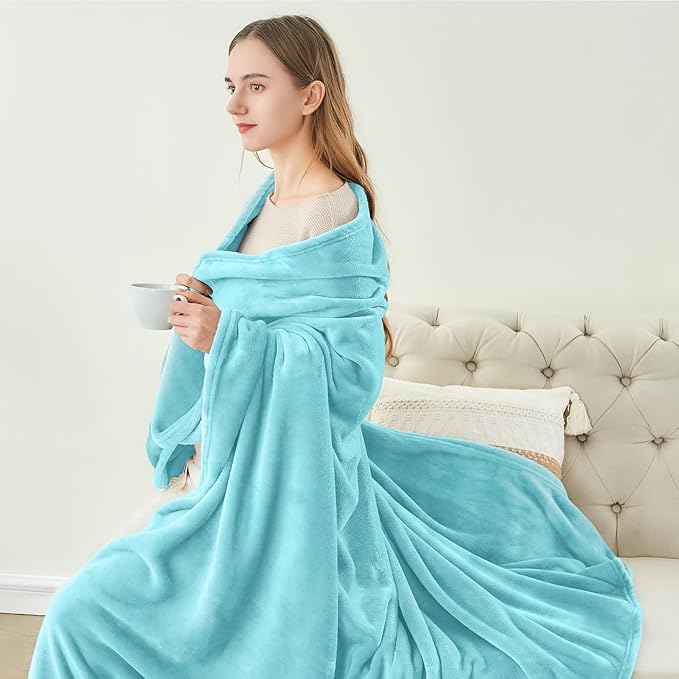 BEDELITE Fleece Blanket Light Blue Throw Blankets for Couch & Bed, Luxury Plush Cozy Fuzzy Blanket 50" x 60", Super Soft Warm Lightweight Throw Blanket for Travel Camping