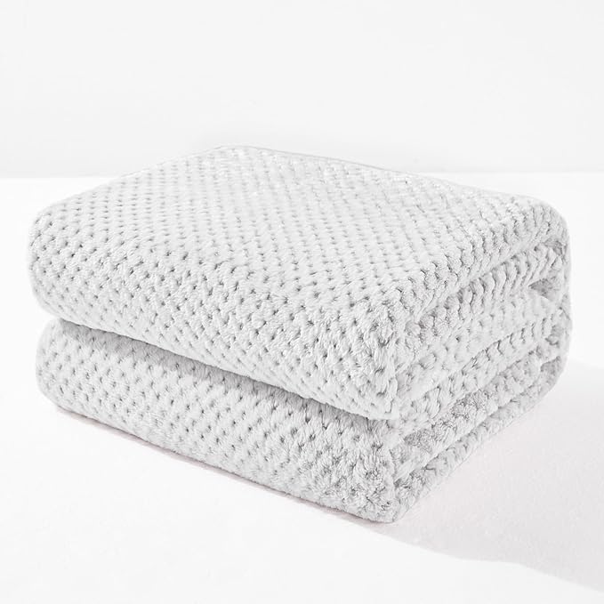 Exclusivo Mezcla Fleece Bed Blanket King Size, Super Soft and Warm Blankets for Couch, Sofa and Bed Waffle Textured, Cozy, Fuzzy and Lightweight (Mixed Light Grey, 90x104 Inches)