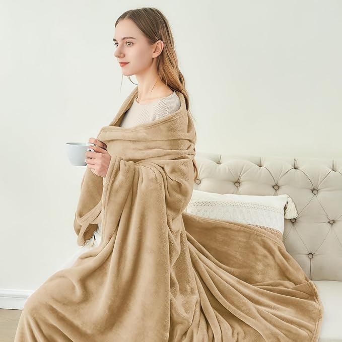 BEDELITE Fleece Blanket Twin Size Light Camel Throw Blankets for Couch & Bed, Luxury Plush Cozy Fuzzy Blanket 60x80 inches, Super Soft Warm Lightweight Throw Blanket for Travel Camping