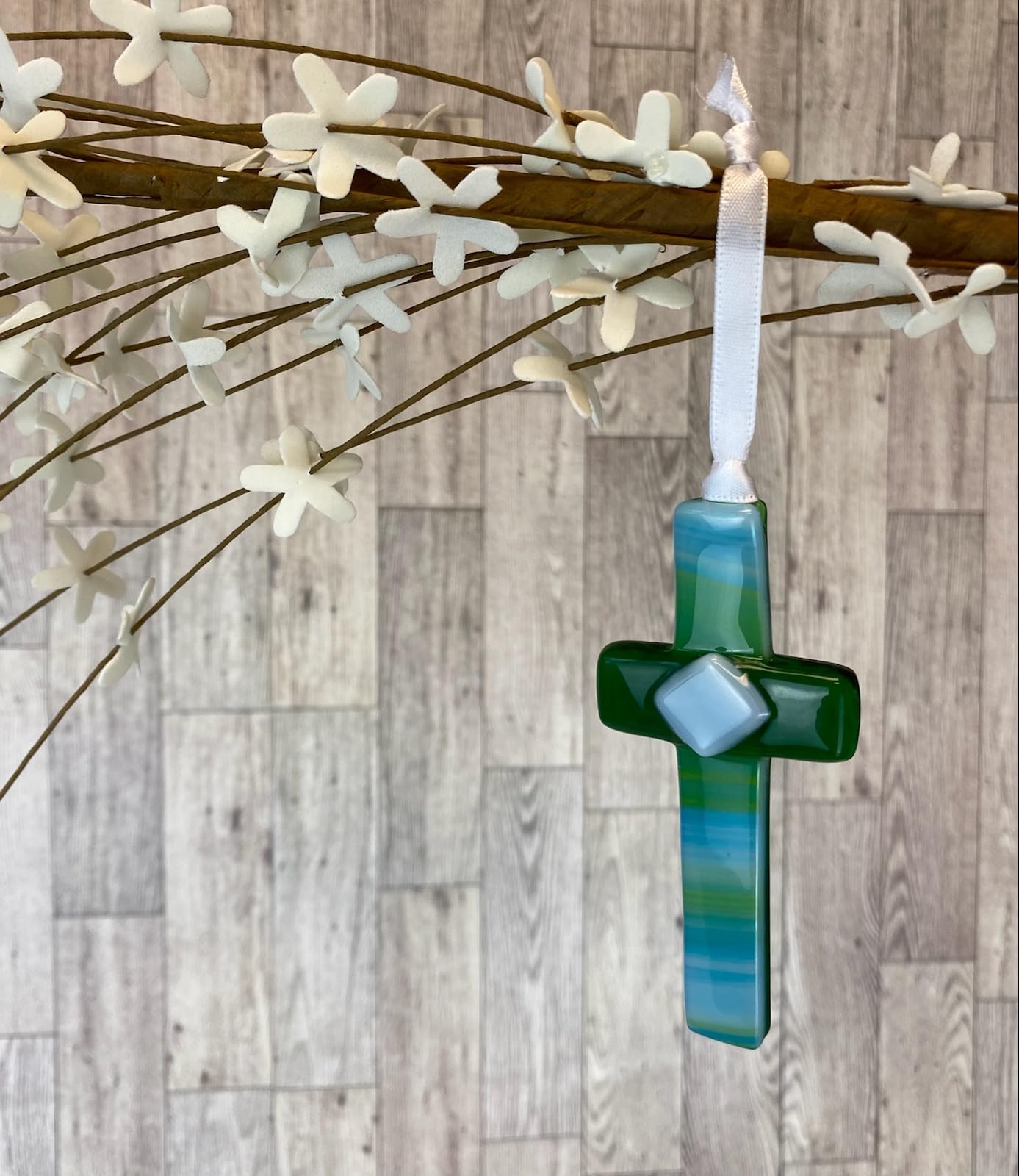 The Grandparent Gift Co. Religious Gift for Friend - Handmade in USA Glass Cross with Sentiment - Your Friendship is A Blessing - Celebrating Friendship - Christian Gift for Friend