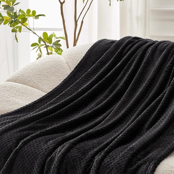 Exclusivo Mezcla Fleece Throw Blanket Extra Large, Super Soft and Warm Blankets for Couch, Sofa and Bed Waffle Textured, Cozy, Fuzzy and Lightweight (Black, 50x70 Inches)
