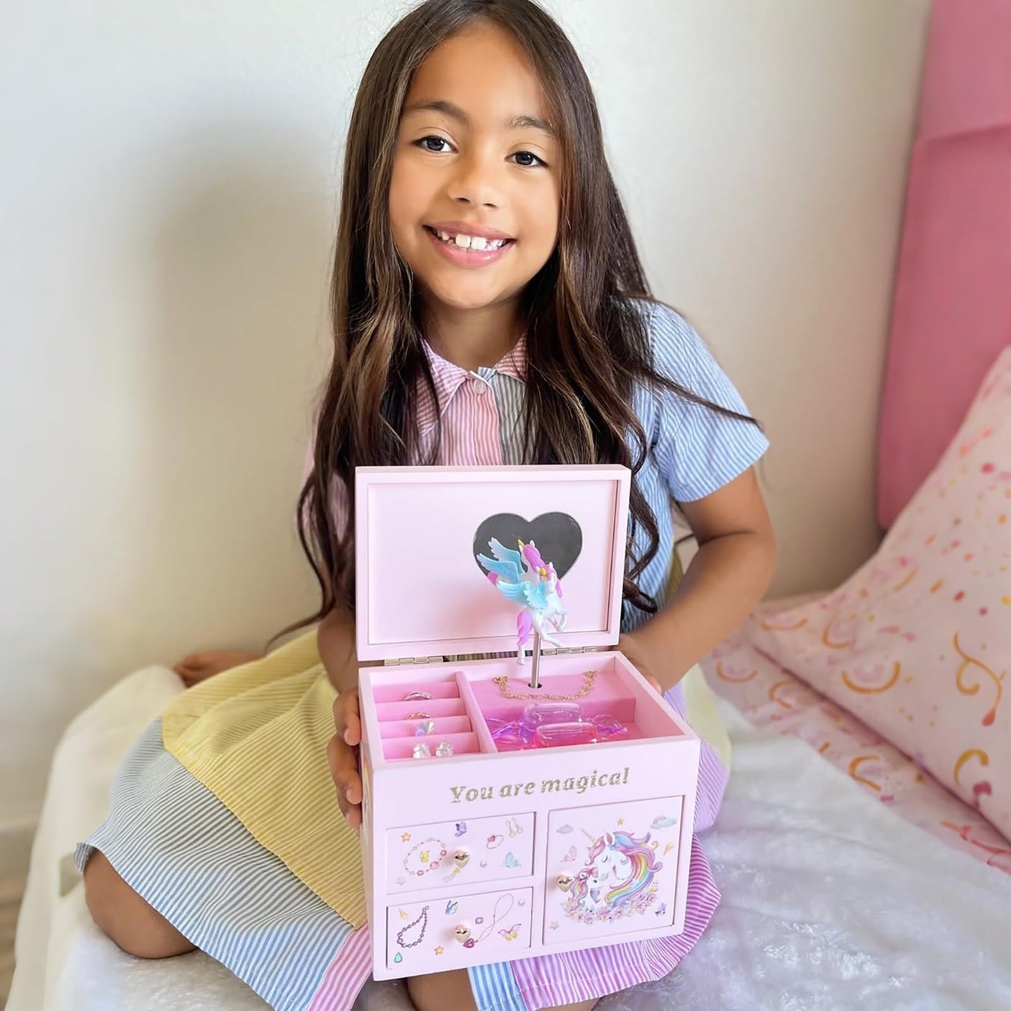 Lolalet Wooden Jewelry Box with Unicorn for Girls, Musical Children's Jewelry Organizer, Gift for Toddler Age 2 3 4 5 6 7 8 9 on Birthday -Pink