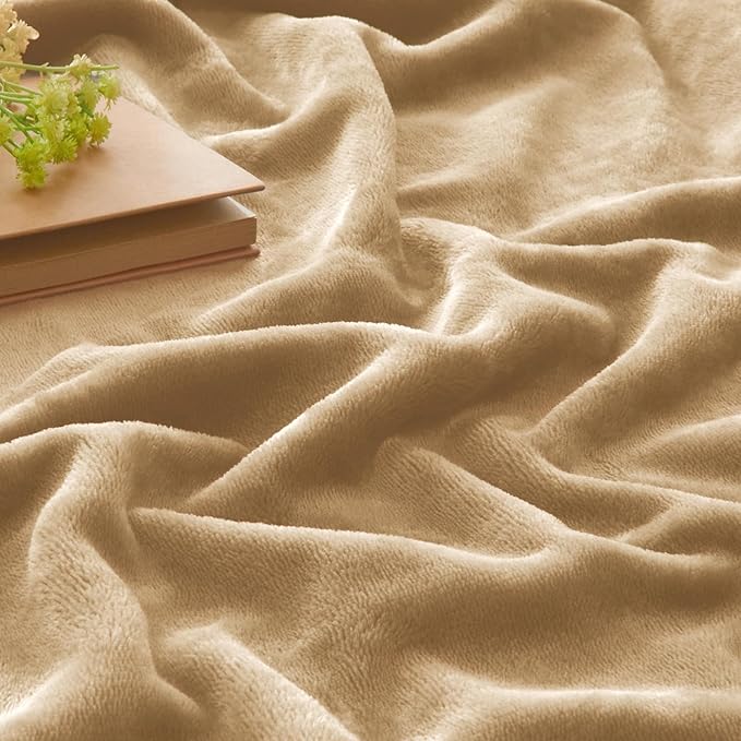 BEDELITE Fleece Blanket Twin Size Light Camel Throw Blankets for Couch & Bed, Luxury Plush Cozy Fuzzy Blanket 60x80 inches, Super Soft Warm Lightweight Throw Blanket for Travel Camping