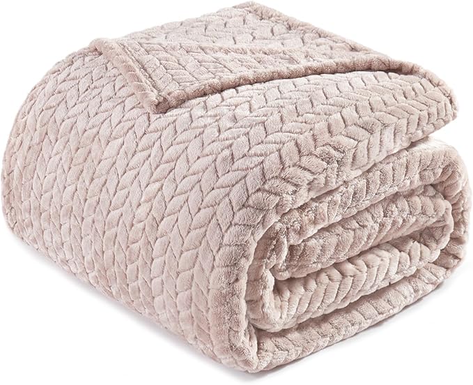 Exclusivo Mezcla Fleece King Size Blanket for Bed, 90x104 Inches Soft Cozy Jacquard Flannel Blankets, Lightweight Fuzzy Plush Warm for Winter, Camel