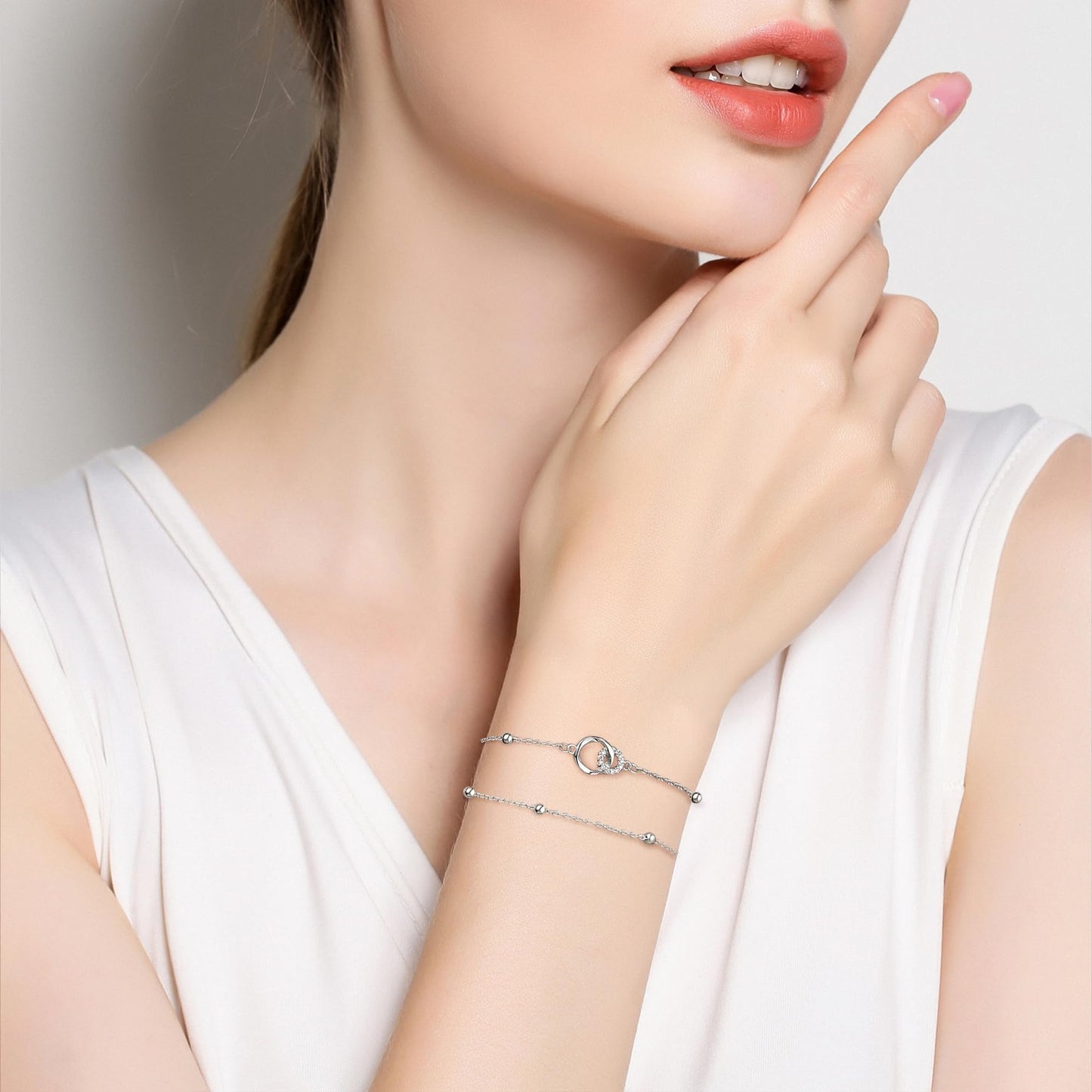 Sister Birthday Present : Cool Gifts for Adult Sister - Sterling Silver Interlocking 2 Circles-Dainty Layering Bracelets for Sisters, Christmas Valentine's Day Jewelry Gifts for BFF