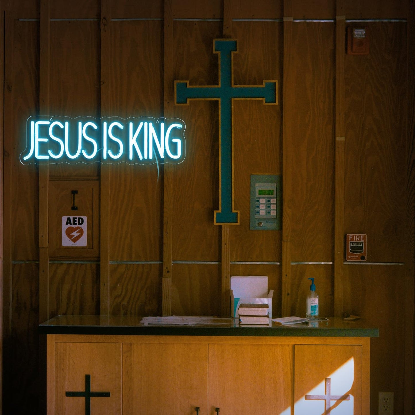 JESUS IS KING" Divine Glow Neon Sign - Scripture LED Wall Art with Adjustable Brightness (15.75""×4.7"")"