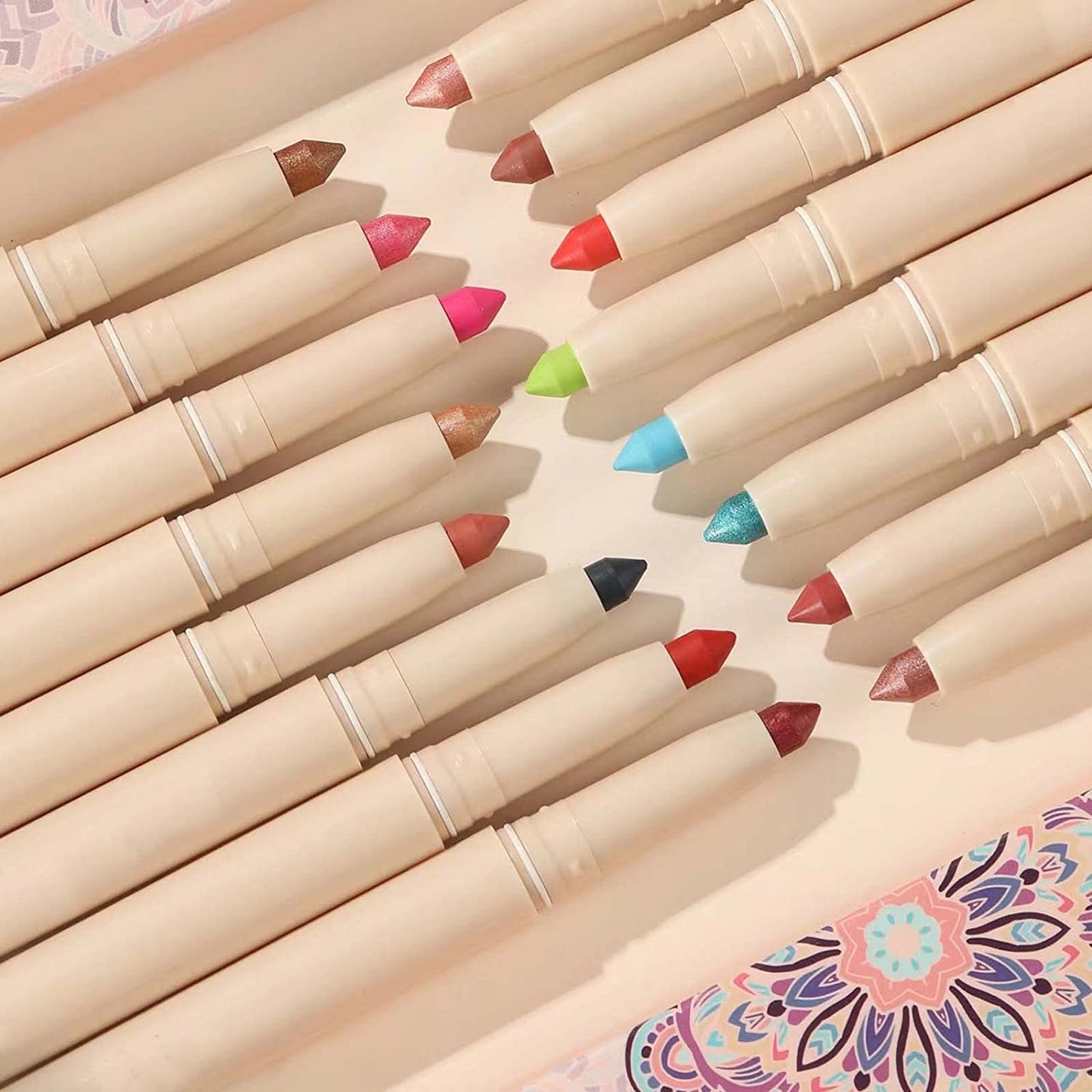 Brown Eyeshadow Stick, Smooth Cream Shimmer Eyeshadow Pencil, Waterproof Long Lasting High Pigmented Hypoallergenic Eye Shadow Highlighter Stick Create Multi-Dimension Eyes Look(16# Brown Shimmer)