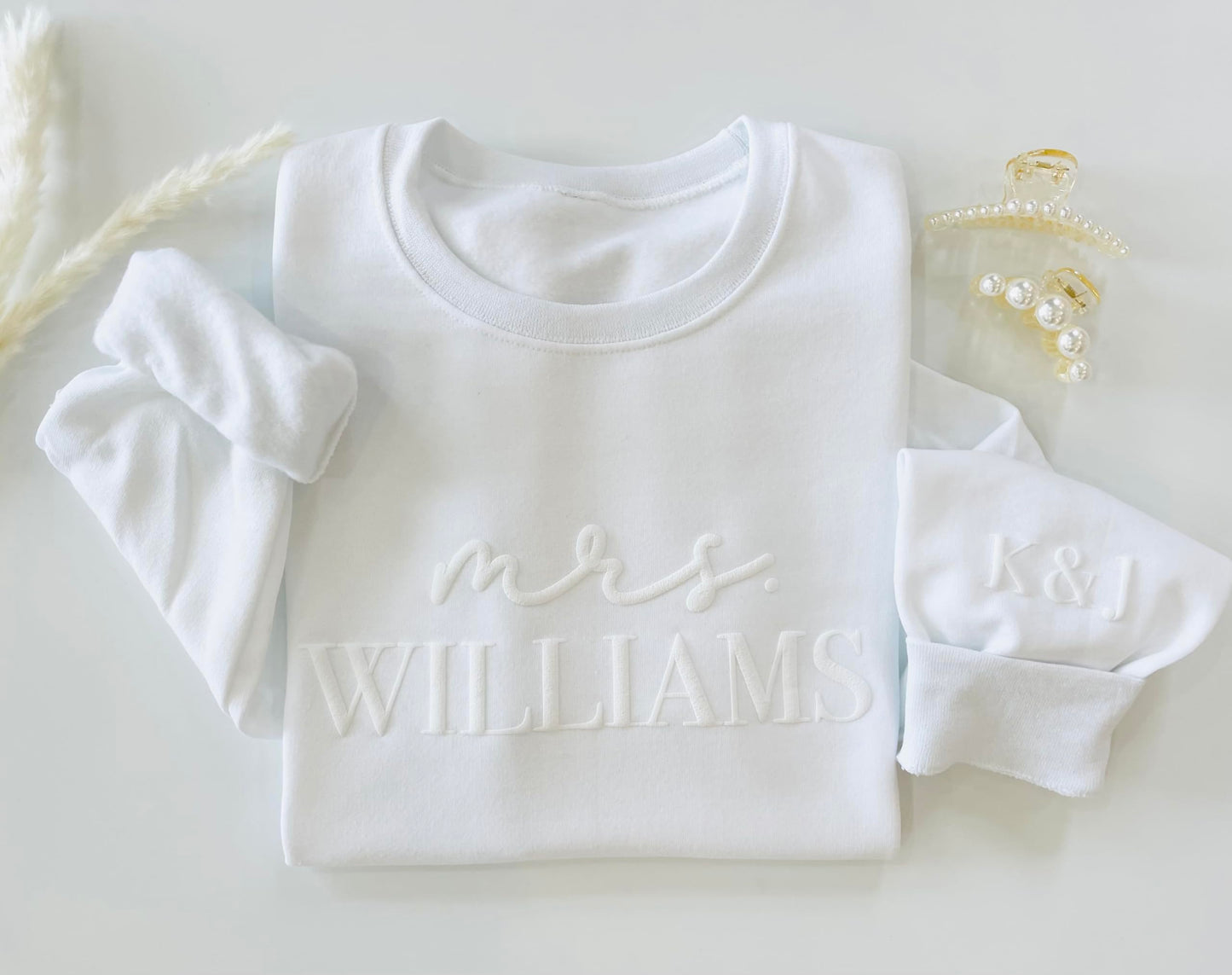Up2ournecksinfabric - Bride Sweatshirt - Mrs Sweater - Honeymoon Outfit - Wedding Gift - Bride Crewneck - Miss to Mrs