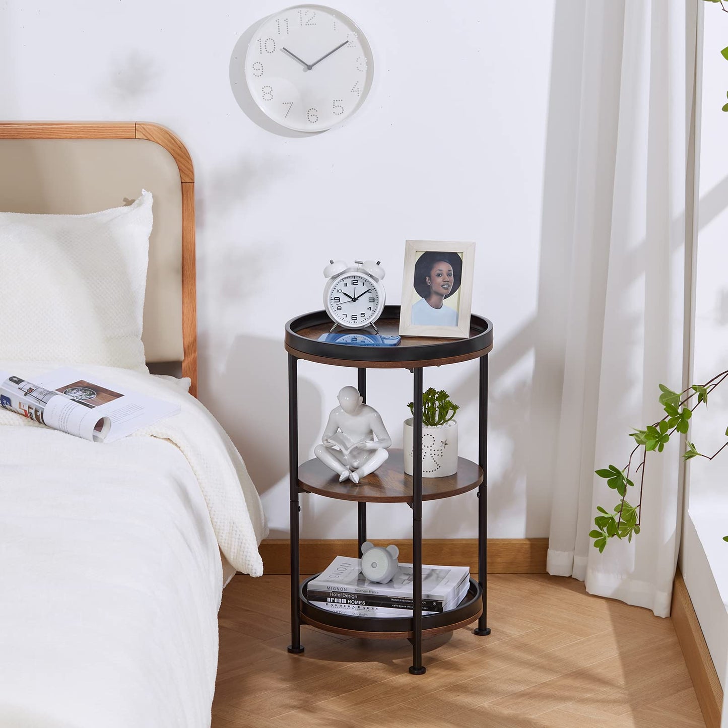 YEAKOO Industrial Nordic End Table, 3-Tier Round Side Table with Storage Shelf Edge Protection Tray, Sturdy Metal Frame Coffee Table Bedside Table for Living Room Bedroom Small Spaces/Rustic Brown