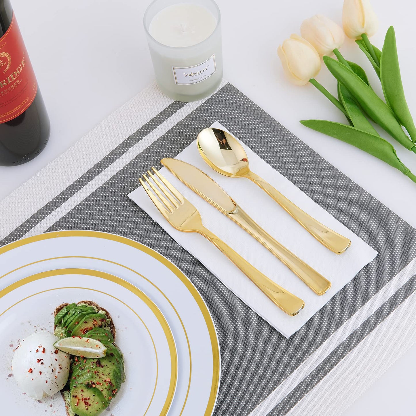 125 Count Gold Plastic Plates Include 25 Dinner Plates 25 Disposable Dessert & Gold Disposable Silverware, Plastic Dinnerware Set Providing for 25 Guests Suitable for Party Wedding