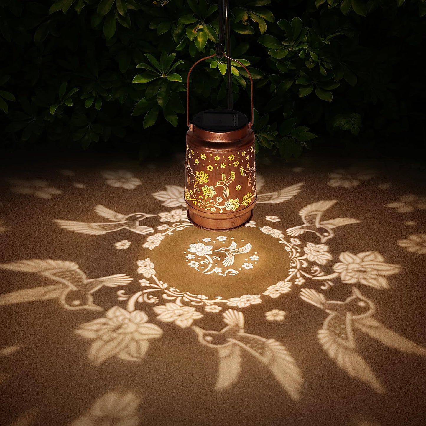 Solar Lanterns Outdoor Waterproof Hummingbird Garden Decor Birthday Gifts for Women Mom Grandma Hanging Solar Lights Metal Solar Decoration Outside for Yard,Patio,Backyard,Porch