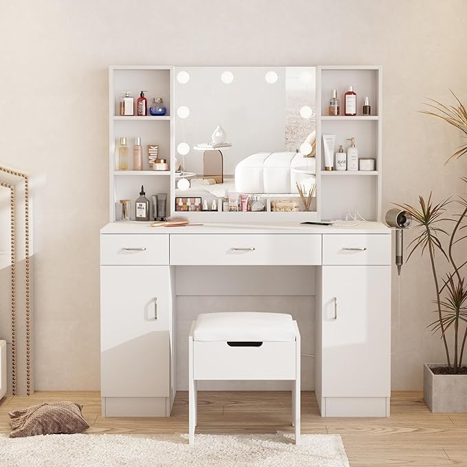 Makeup Vanity Table with Lighted Mirror & Power Outlets, Large Vanity Set Vanity Desk with Storage Stool, 3 Lighting Modes, Brightness Adjustable, 45inch, White
