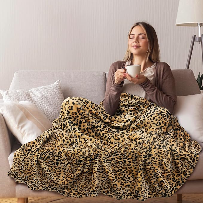 PAVILIA Cheetah Fleece Throw Blanket | Cheetah Leopard Animal Print Flannel Blanket for Twin Bed | Soft Velvet Lightweight Microfiber Blanket for Bed Couch Sofa | 60x80 Inches