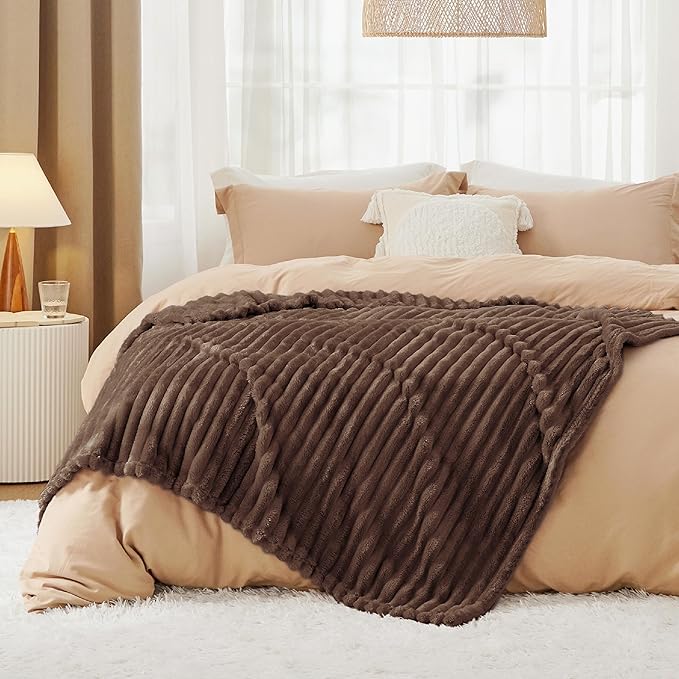 Bedsure GentleSoft Fondue Fudge Fleece Blanket for Couch - Cozy Soft Blankets for Women, Cute Small Throws for Girls, 60x80 Inches