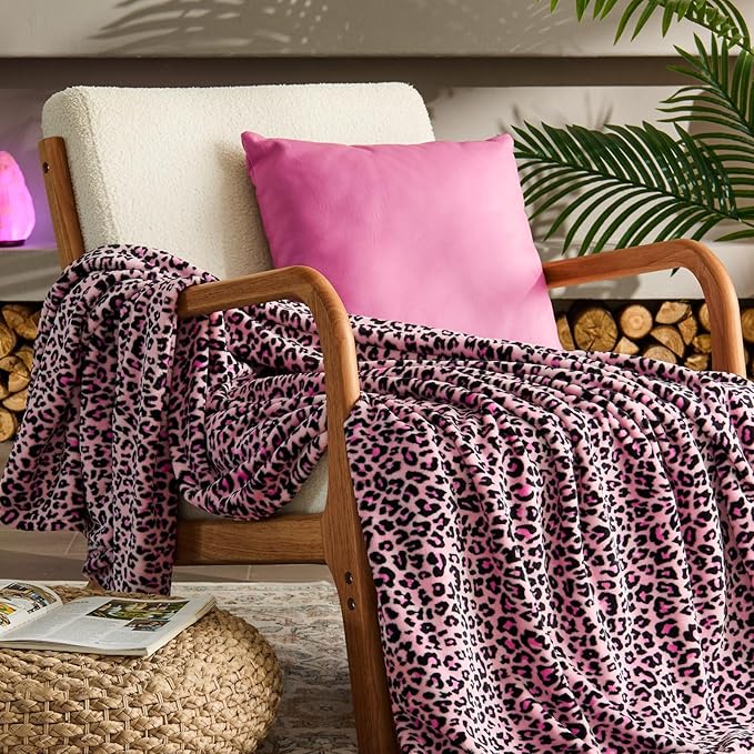 BEDELITE Pink Leopard Print Throw Blanket – Soft & Cozy Cheetah Blanket for Couch, Bed & Sofa, Lightweight Fleece Animal Print Decor, 50"x 60", Pink