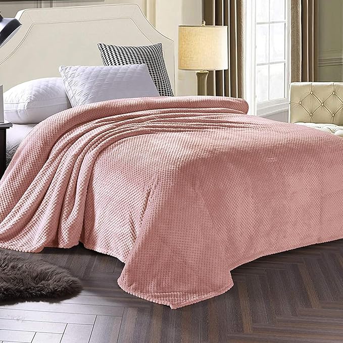 Exclusivo Mezcla Fleece Bed Blanket Queen Size, Super Soft and Warm Blankets for Couch, Sofa and Bed Waffle Textured, Cozy, Fuzzy and Lightweight (Dusty Pink, 90x90 Inches)