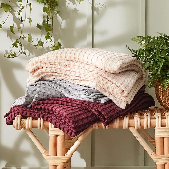 Bedsure Cooling Cotton Waffle King Size Blanket - Lightweight Breathable Blanket of Rayon Derived from Bamboo for Hot Sleepers, Luxury Throws for Bed, Couch and Sofa, Burgundy, 104x90 Inches