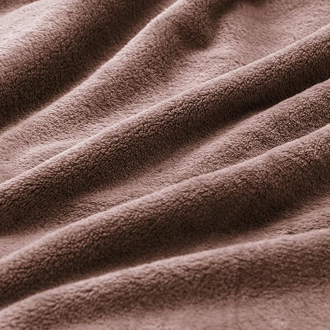 BEDELITE Fleece Blanket King Size Blankets for Bed, Luxury Plush Cozy Fuzzy Blanket 108x90 inches, Super Soft Warm Lightweight Throw Blanket All Seasons Suitable, Brown
