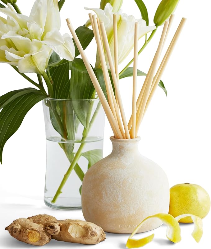 Blueme Happiness Diffuser | Yuzu & Ginger | 16.91 Fl Oz - Refillable Wellness Diffuser, Contains Essential Oil, Sustainable, Hand Finished, Premium, Luxury Ceramic, Natural Rattan Reeds | Large