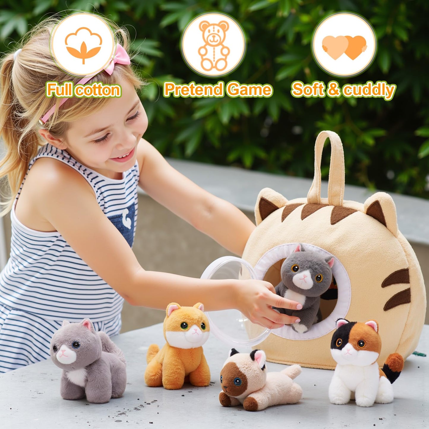 OUOZZZ Cat Stuffed Animal House – Plush Kitten Toy Set with 5 Soft Cats – Interactive & Travel-Friendly Kitties Carrier Playset for Toddlers & Kids – Huggable, Portable Birthday Gift for Baby Girls