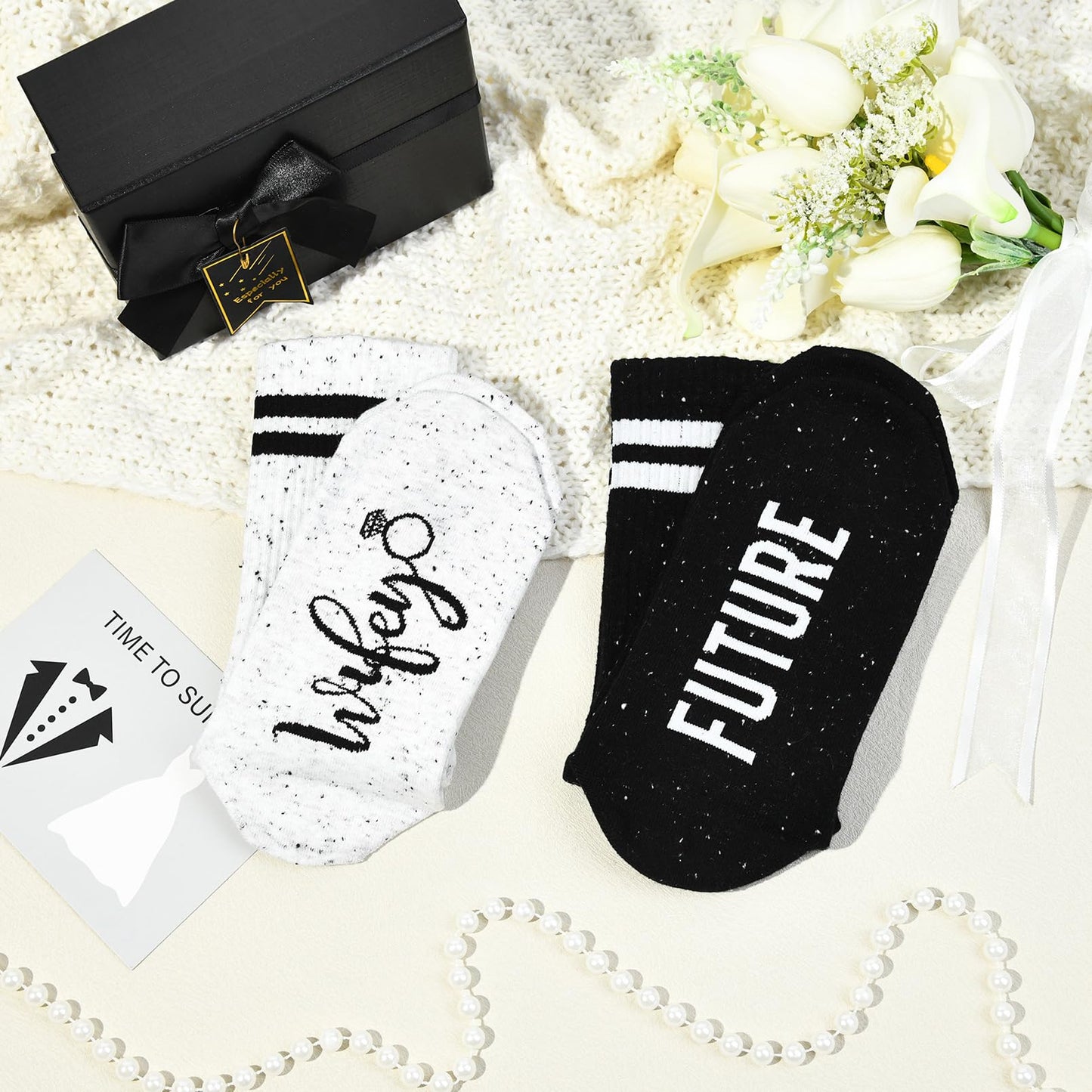 Behufun Engagement Gifts for Couples 2025, Gifts for Newly Engaged Couples, Wedding Socks Bride and Groom Socks