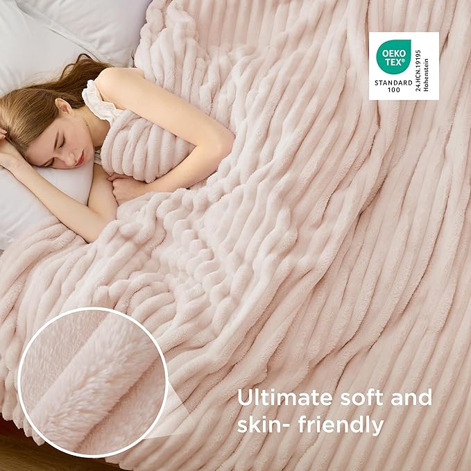 Bedsure GentleSoft Crystal Pink Full Blanket for Bed - Cozy Soft Blankets for Women, Cute Large Throws for Girls, 84x90 Inches