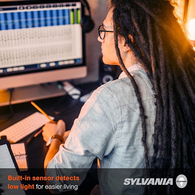 Sylvania Dusk to Dawn A21 LED Light Bulb with Auto On/Off Light Sensor, 100W=13W, 1500 Lumens, 5000K, Daylight - 1 Pack (41291)