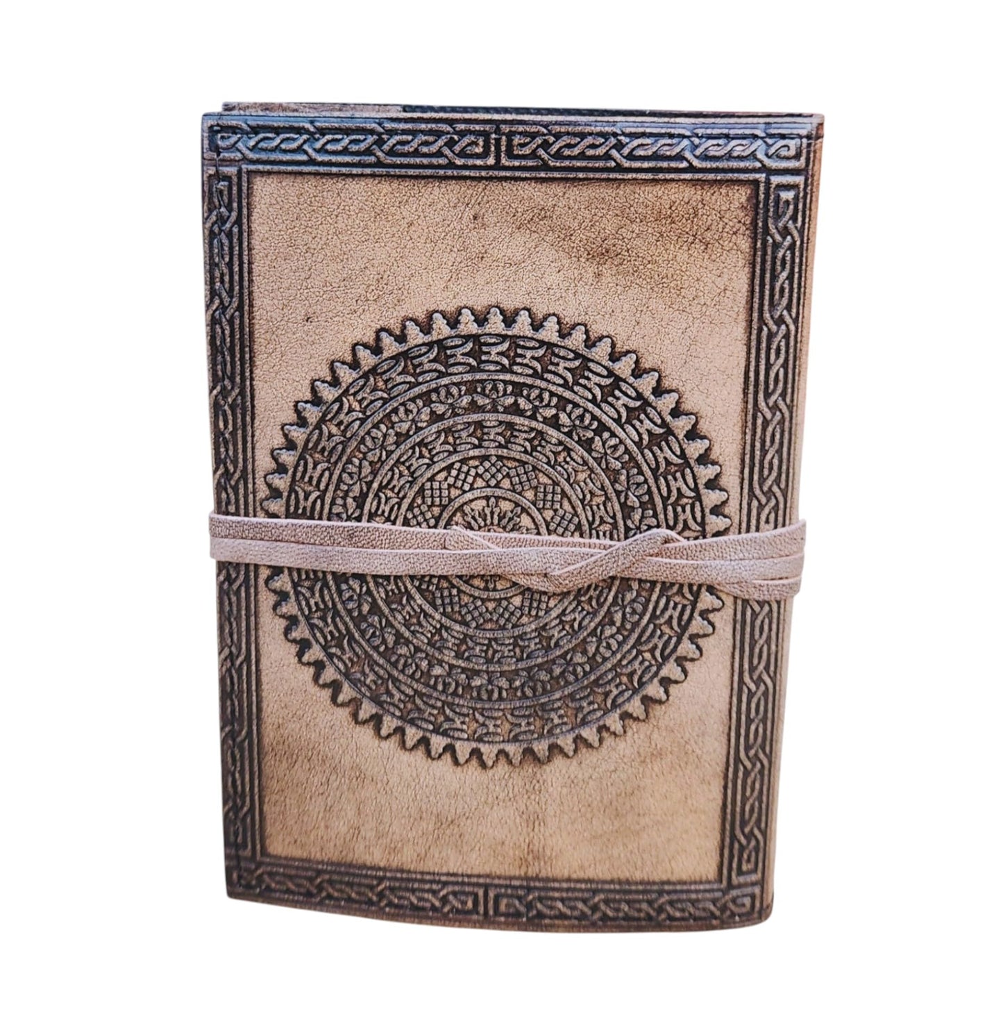 Handmade Leather Journal Tree of Life - Vintage Brown Diary with Lined Pages, Embossed Celtic Notebook, Refillable Sketchbook, Gift for Writers, Artists, Witches, Travelers