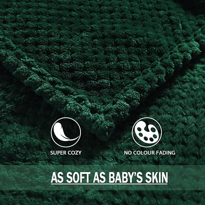 Exclusivo Mezcla Fleece Throw Blanket Extra Large, Super Soft and Warm Blankets for Couch, Sofa and Bed Waffle Textured, Cozy, Fuzzy and Lightweight (Forest Green, 50x70 Inches)