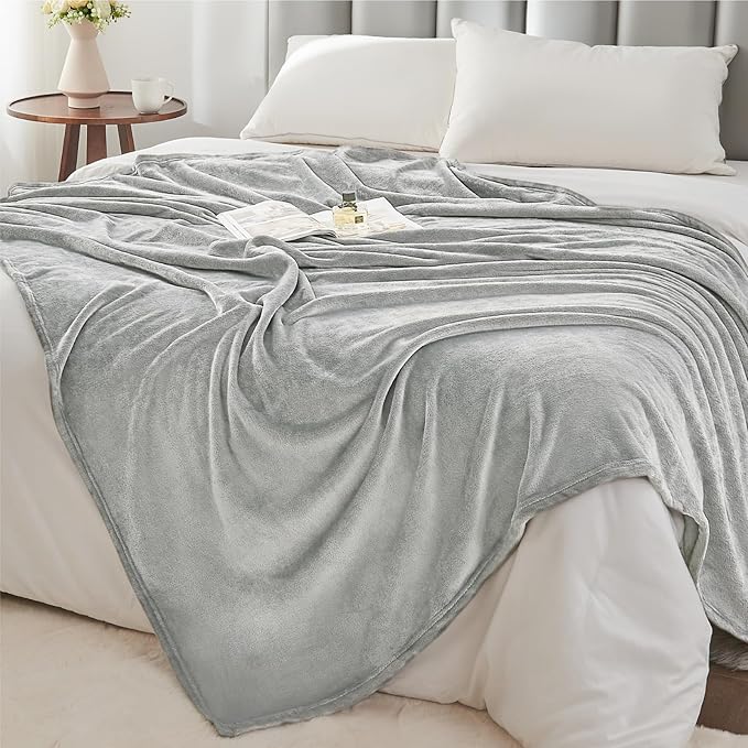BEDELITE Fleece Blanket Light Grey Throw Blankets for Couch & Bed, Luxury Plush Cozy Fuzzy 60x80 inches, Super Soft Warm Lightweight Throw for Travel Camping