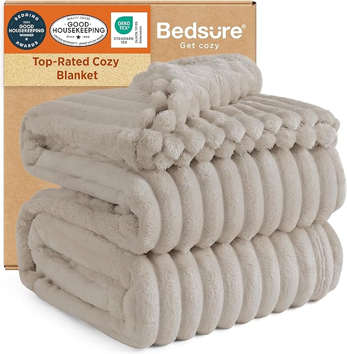 Bedsure GentleSoft Blankets Queen Size for Bed - Cozy Soft Blankets for Women, Cute Large Fleece Throws for Girls, Linen, 90x90 Inches
