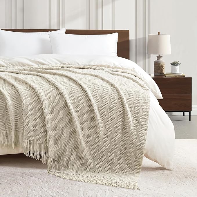 BOURINA Beige Throw Blanket 50x60 Inches Throw Textured Solid Soft Ripple Throws and Blankets for Sofa or Bed Knitted Decorative Bla