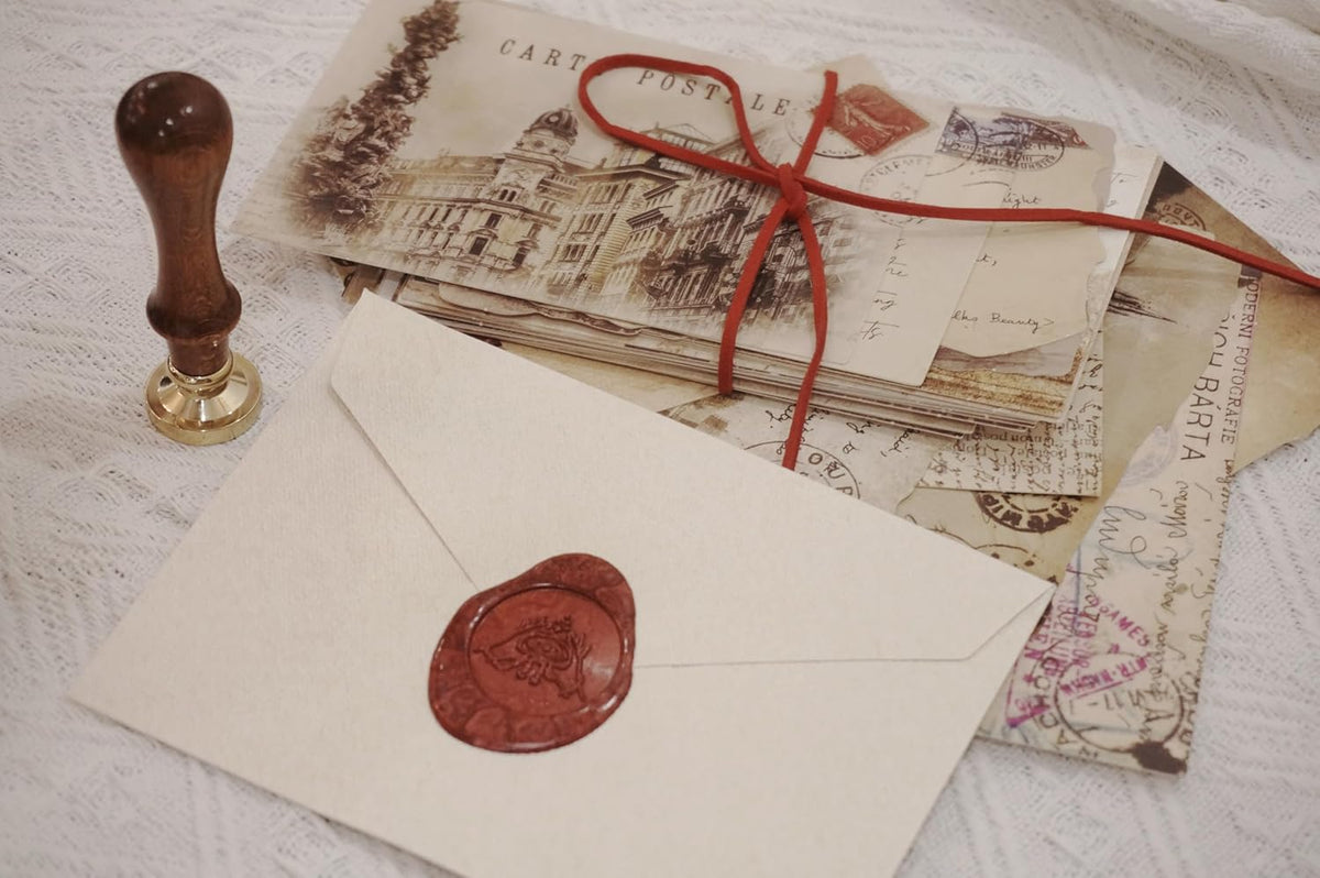 FAMOUS 6Pcs Wax Seal Stamp Gift Box Set, Brass Head+Wooden Handle, Vintage Seal Kit for Cards & Envelopes, Gift Packaging (Starry Universe Series)