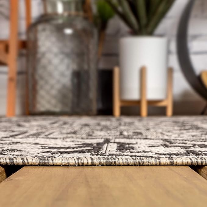 JONATHAN Y SMB105D-9 Estrella Bohemian Medallion Textured Weave Indoor Outdoor Area-Rug Coastal Bohemian Rustic Glam Easy-Cleaning Bedroom Kitchen Backyard Patio Non Shedding, 9 X 12, Black/Gray