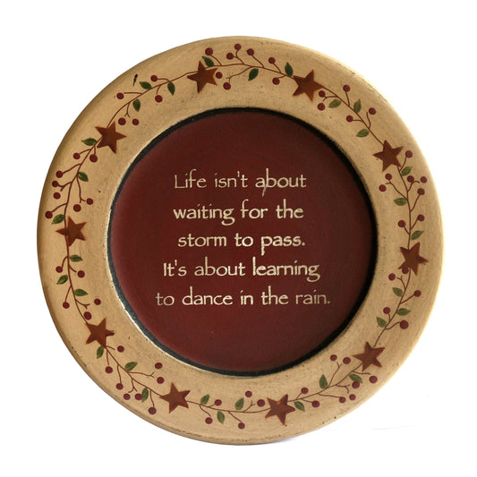 CVHOMEDECO. Primitive Vintage Dance in the Rain Wood Decorative Plate Display Wooden Plate Home Décor Art, 9-3/4 Inch