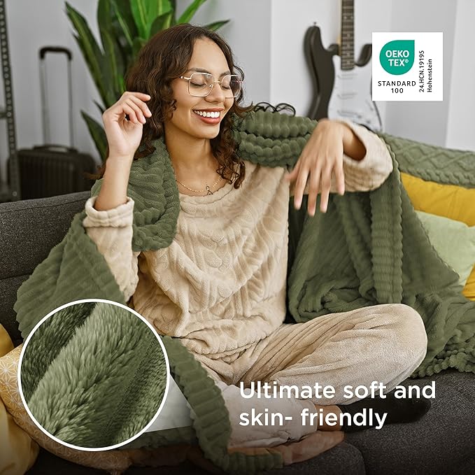 Bedsure GentleSoft Cypress Twin XL Blanket for Bed - Cozy Soft Blankets for Women, Cute Small Fleece Throws for Girls, Birthday Gifts for Women Decor Gifts, 66x90 Inches
