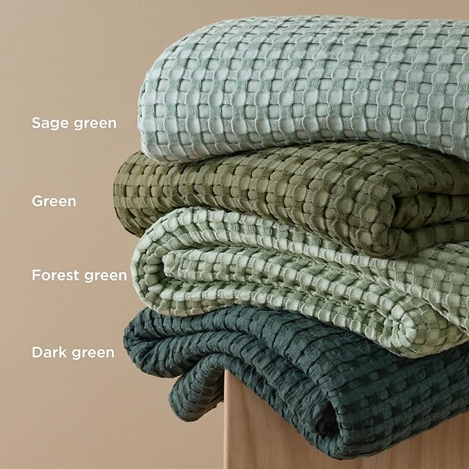 Bedsure Cooling Cotton Waffle King Size Blanket - Lightweight Breathable Blanket of Rayon Derived from Bamboo for Hot Sleepers, Luxury Throws for Bed, Couch and Sofa, Green, 104x90 Inches