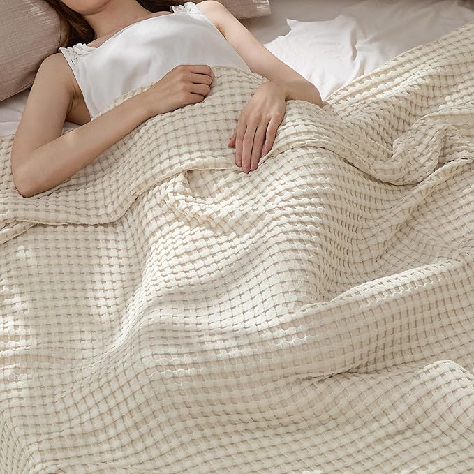 Bedsure Cooling Cotton Waffle King Size Blanket - Lightweight Breathable Blanket of Rayon Derived from Bamboo for Hot Sleepers, Light Beige, 104x90 Inches