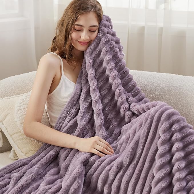 Bedsure GentleSoft Light Purple Fleece Blanket for Couch - Cozy Soft Blankets for Women, Cute Small Throws for Girls, 50x70 Inches